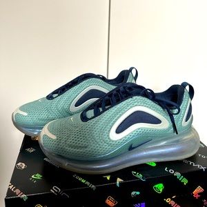 Airmax 720 Northern Lights Day womens8 mens6.5